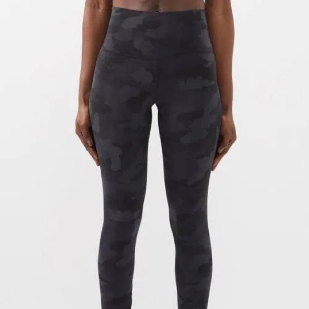Lulu Align High Rise Leggings| Size 6 Camo